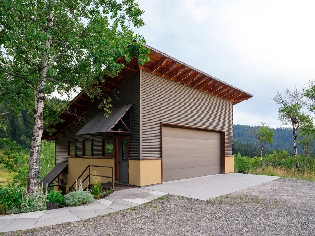 210 Upper Kelly Creek Road Bozeman MT 59715
