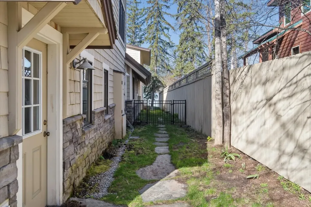 1460 Wisconsin Avenue Whitefish MT 59937