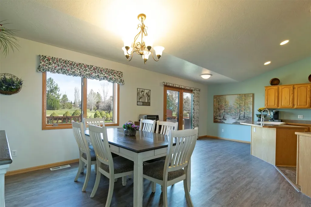 5445 Wildlife Way Florence MT 59833