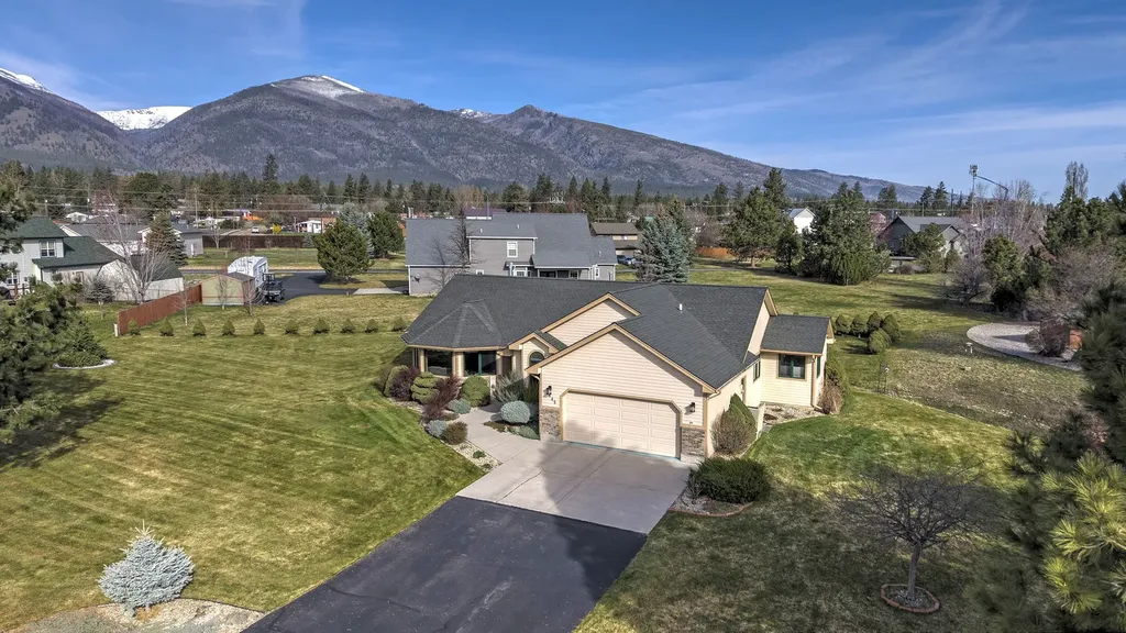 5445 Wildlife Way Florence MT 59833