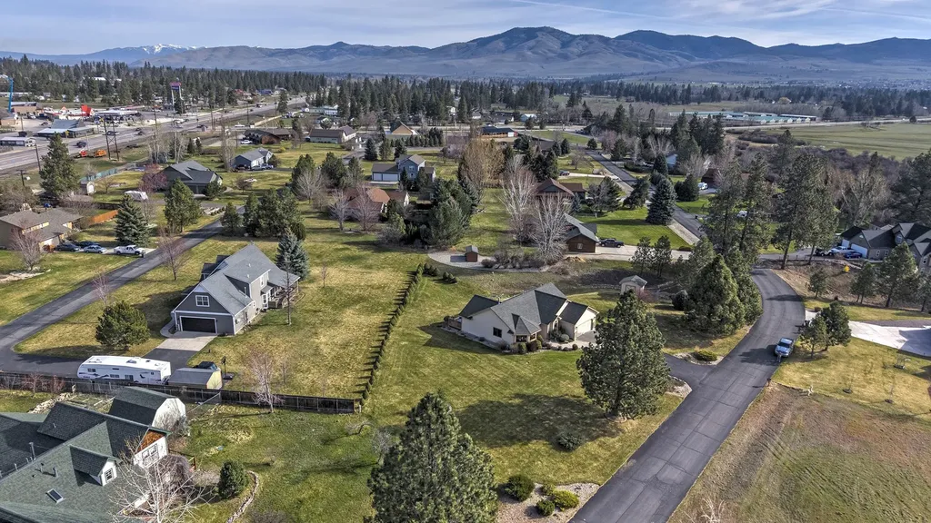 5445 Wildlife Way Florence MT 59833