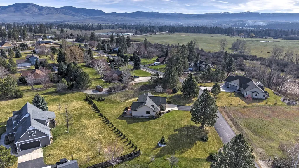 5445 Wildlife Way Florence MT 59833