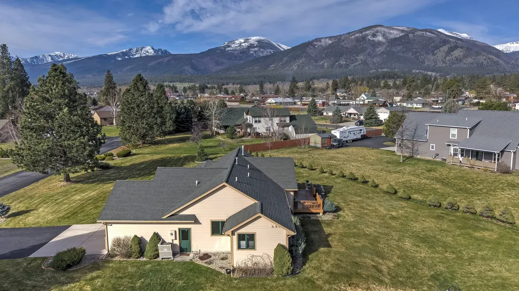 5445 Wildlife Way Florence MT 59833