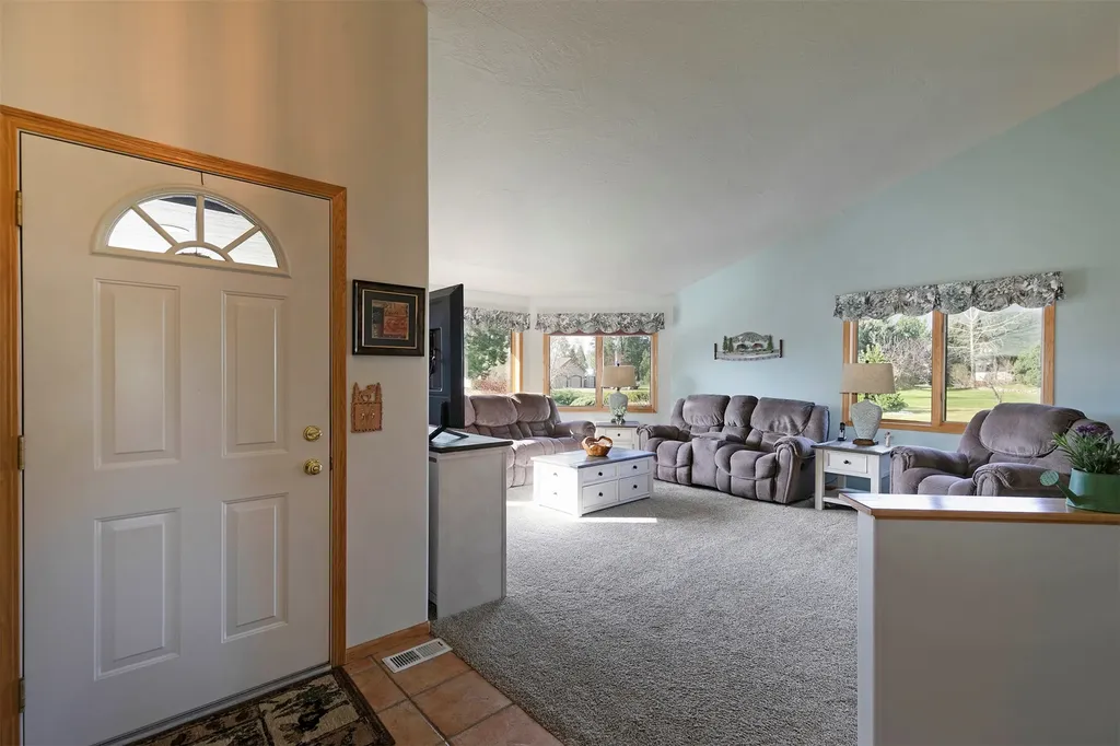 5445 Wildlife Way Florence MT 59833