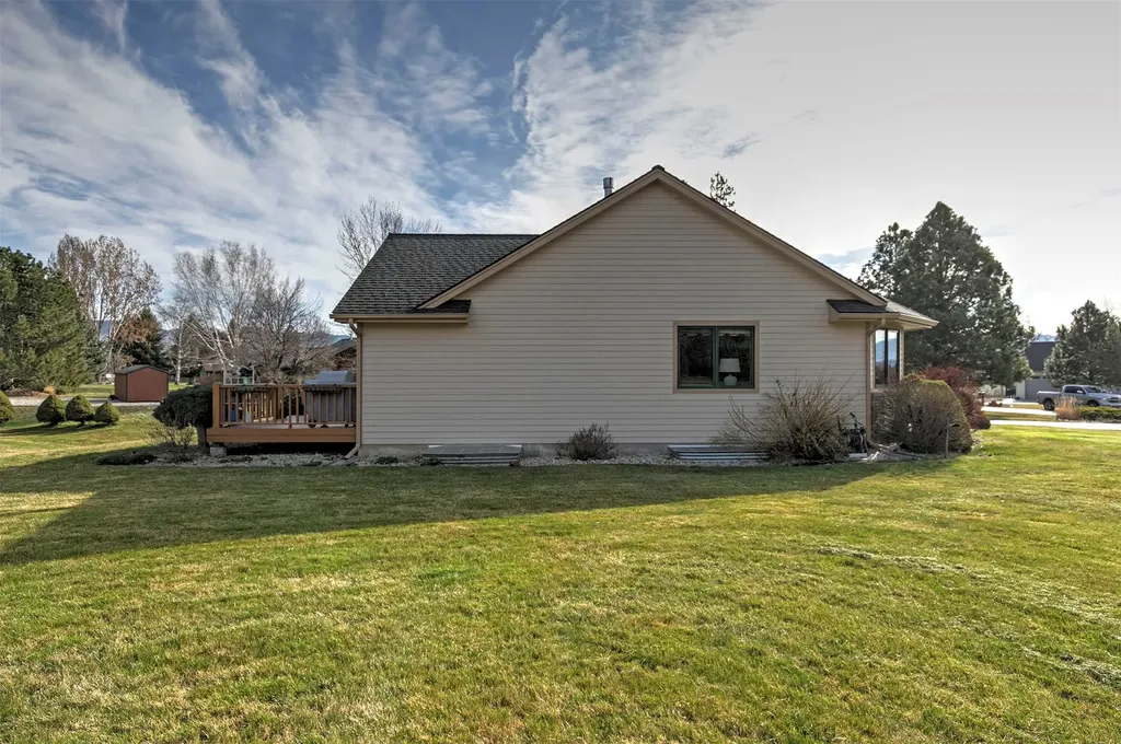 5445 Wildlife Way Florence MT 59833