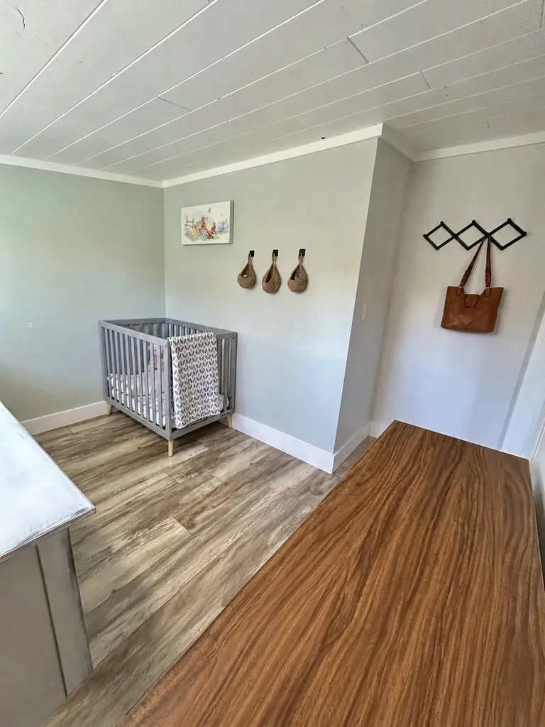 106 1/2 E Hamilton Street Sheridan MT 59749