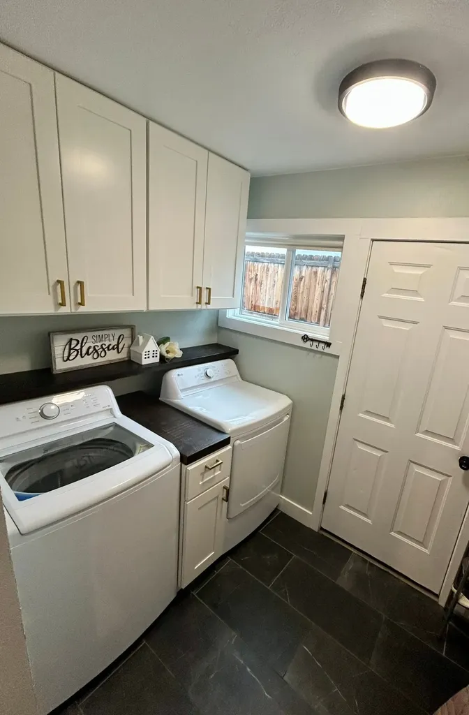 106 1/2 E Hamilton Street Sheridan MT 59749