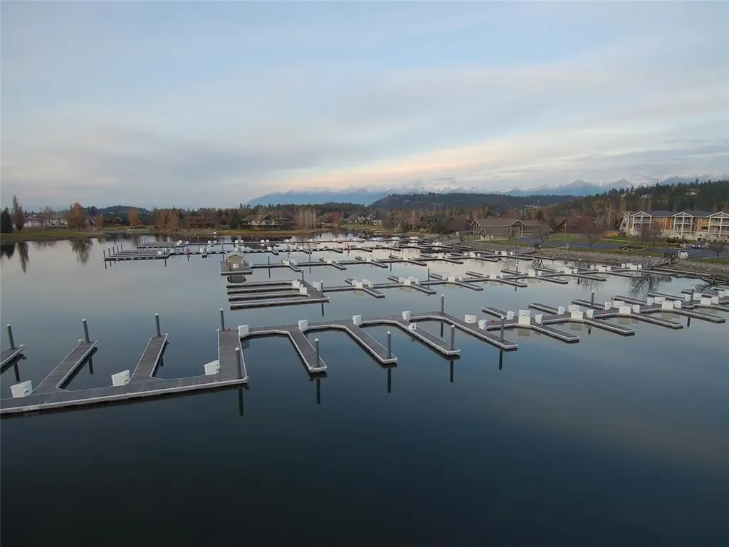 A-5 Eagle Bend Yacht Harbor 22' Bigfork MT 59911