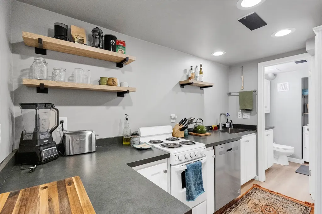 1612 Bel-air Place Missoula MT 59801