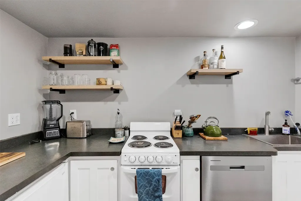 1612 Bel-air Place Missoula MT 59801