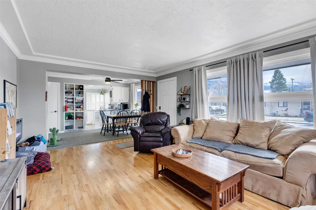1612 Bel-air Place Missoula MT 59801