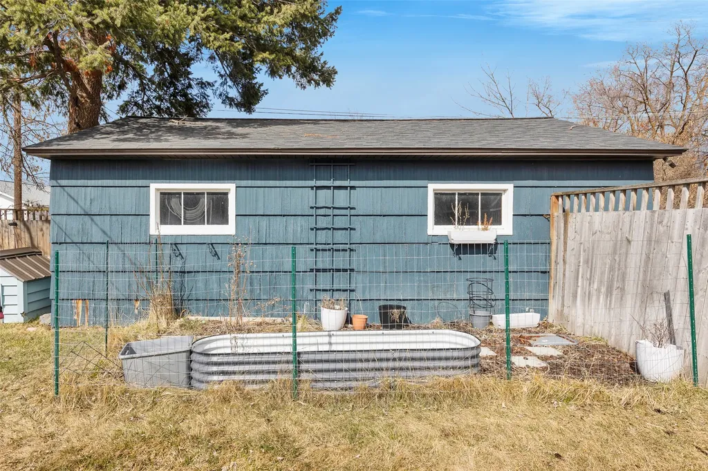 1612 Bel-air Place Missoula MT 59801