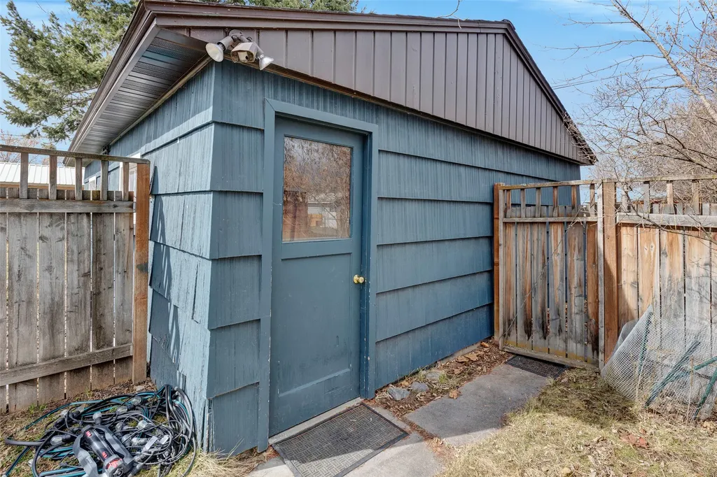 1612 Bel-air Place Missoula MT 59801