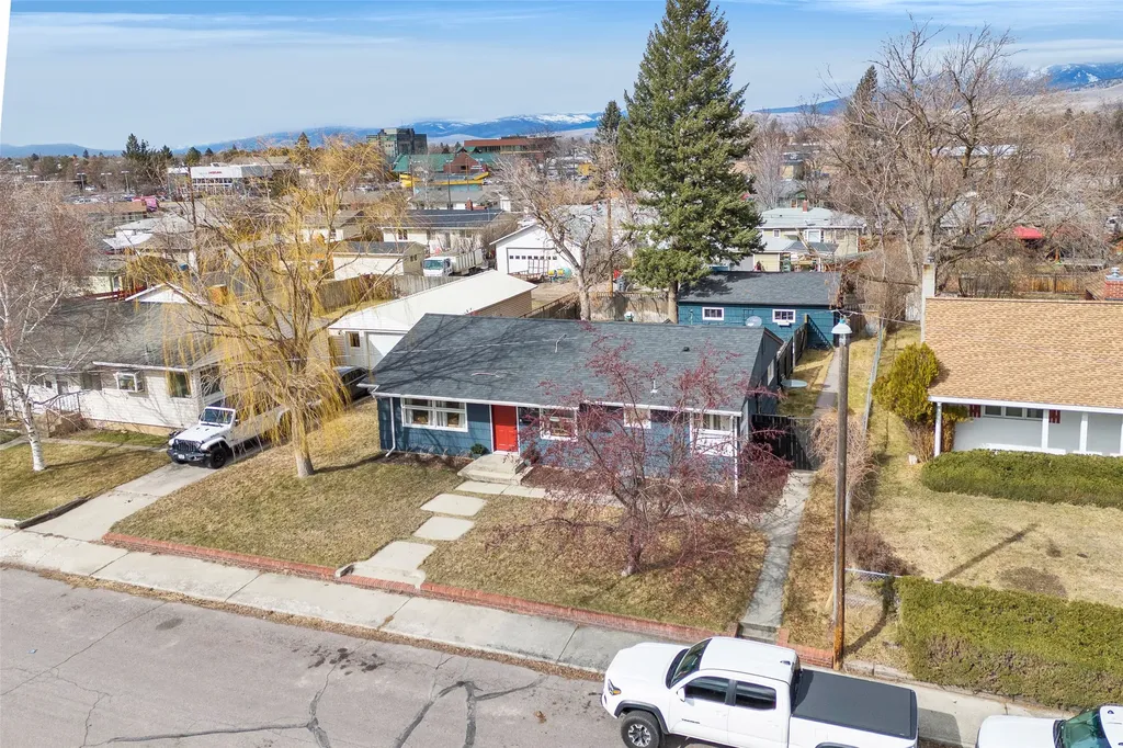 1612 Bel-air Place Missoula MT 59801