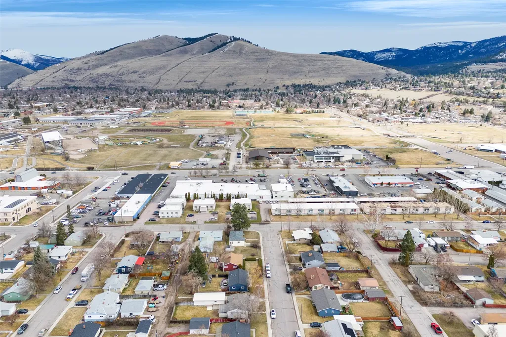 1612 Bel-air Place Missoula MT 59801