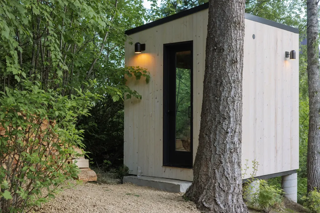 15 Glades Crescent Whitefish MT 59937