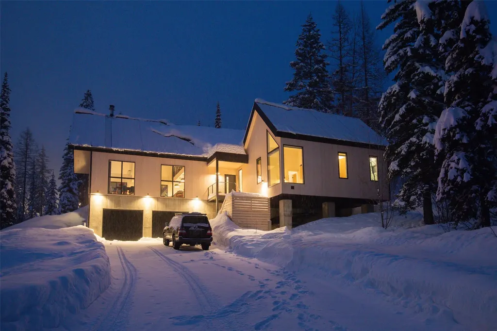 15 Glades Crescent Whitefish MT 59937