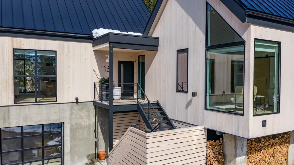 15 Glades Crescent Whitefish MT 59937