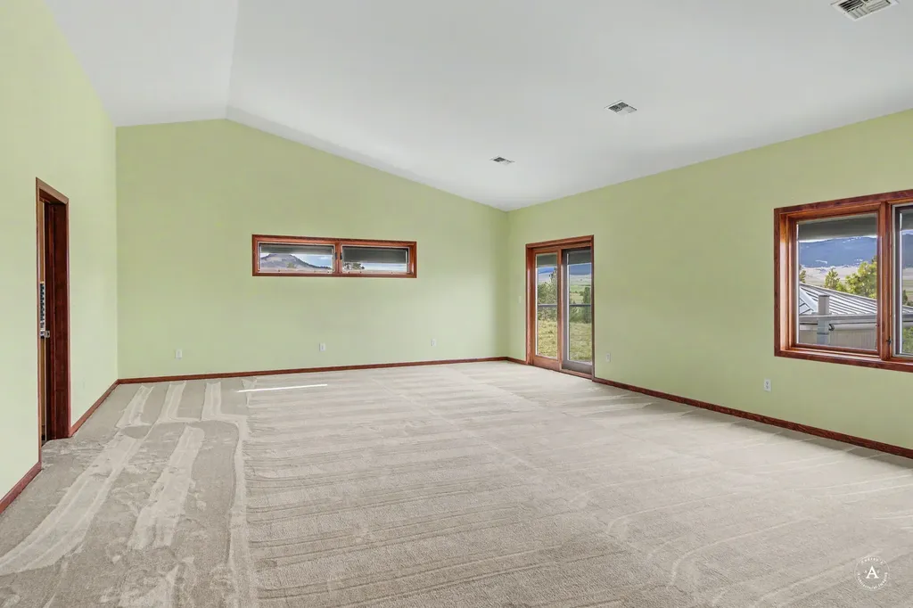 6131 Johnson Road East Helena MT 59635