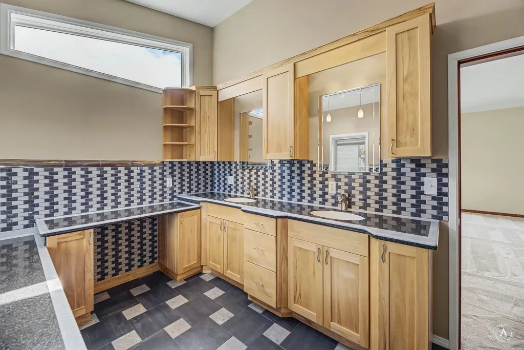 6131 Johnson Road East Helena MT 59635