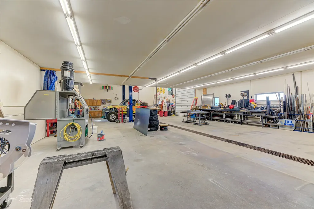 6131 Johnson Road East Helena MT 59635
