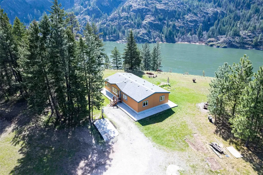 5670 Mt Highway 200 Thompson Falls MT 59873