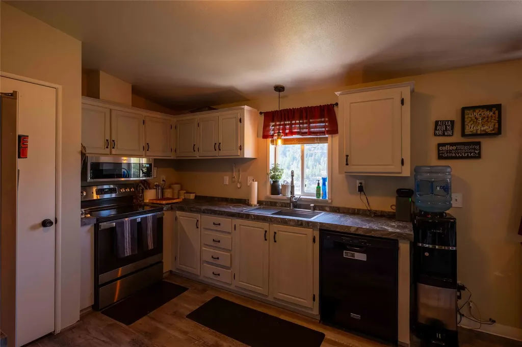 5670 Mt Highway 200 Thompson Falls MT 59873
