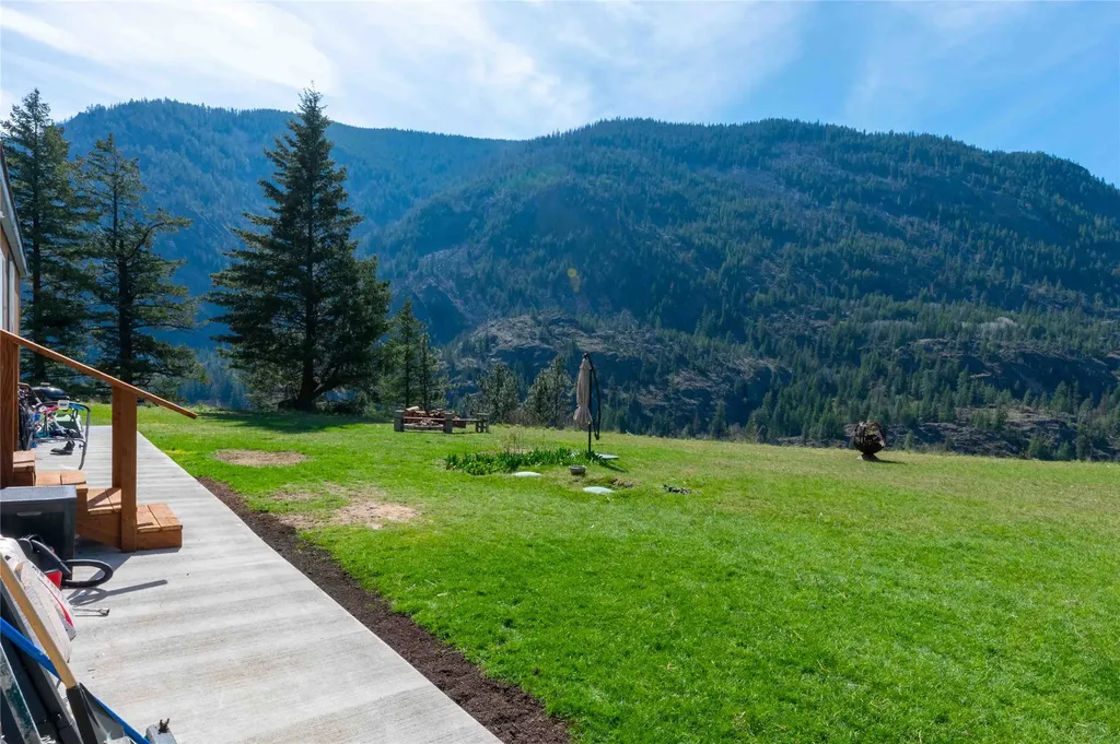 5670 Mt Highway 200 Thompson Falls MT 59873
