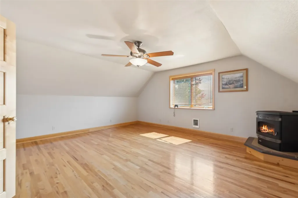 126 Glacial High Court Eureka MT 59917