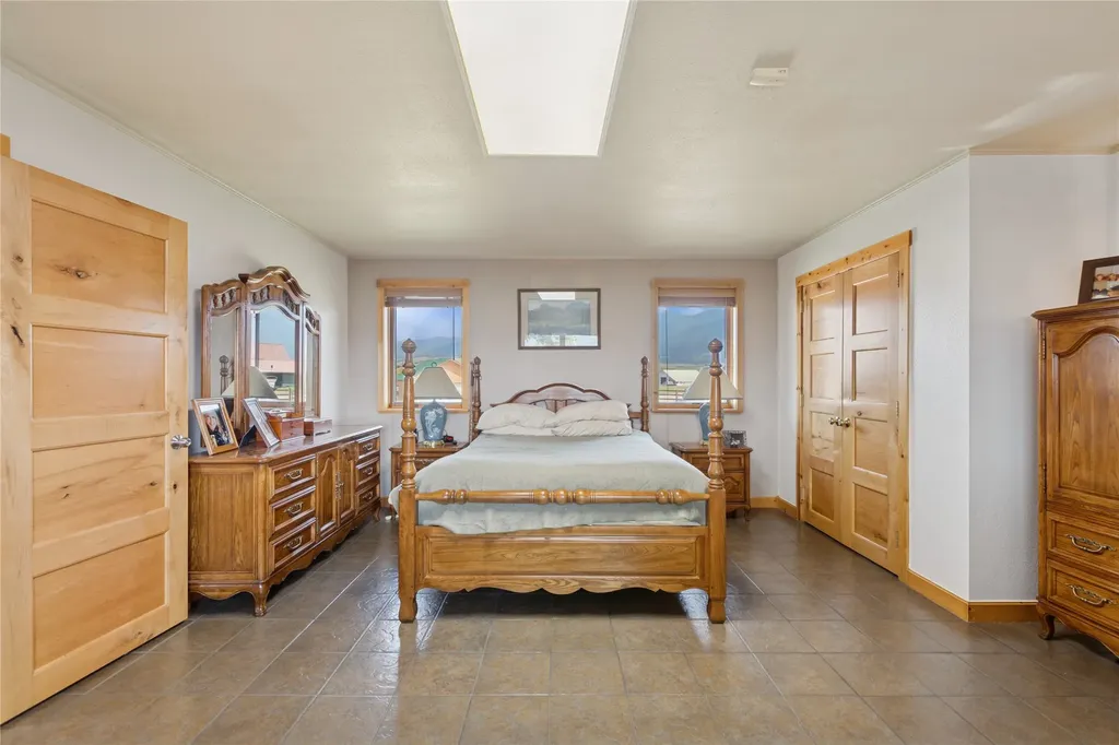 126 Glacial High Court Eureka MT 59917