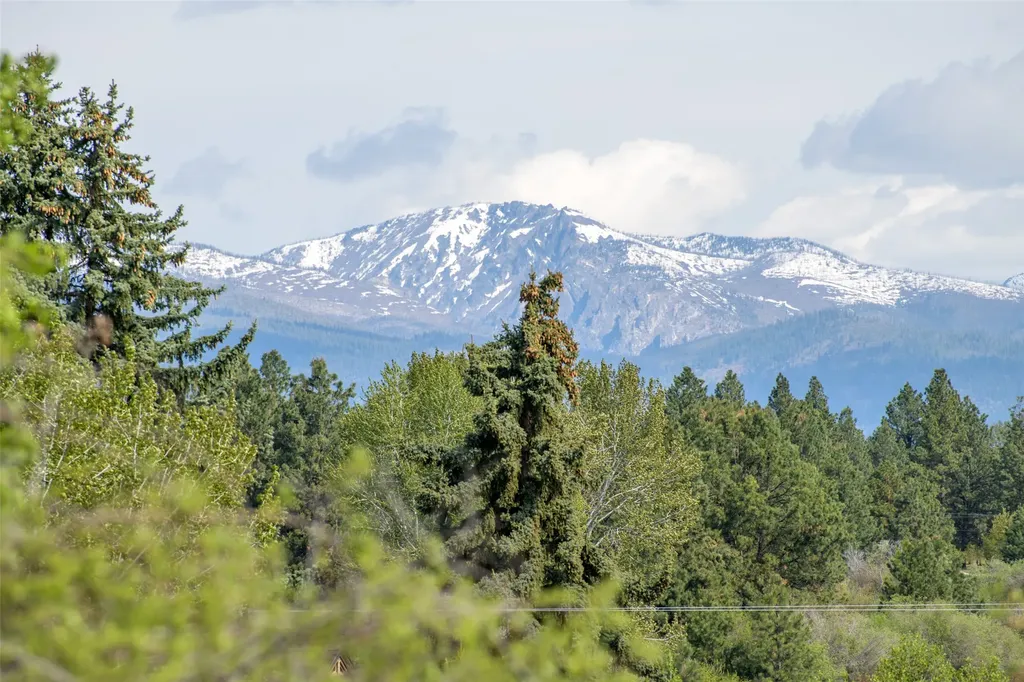 127 Blodgett Camp Road Hamilton MT 59840