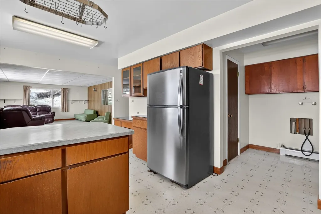 42 Cora Creek Road Belt MT 59412