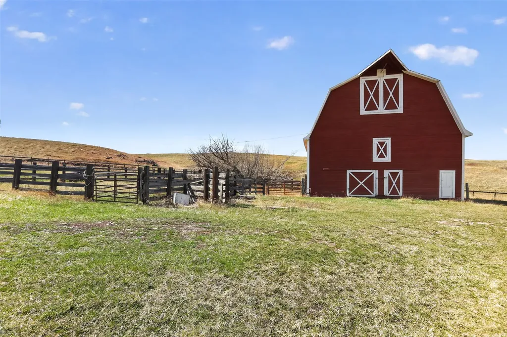 42 Cora Creek Road Belt MT 59412