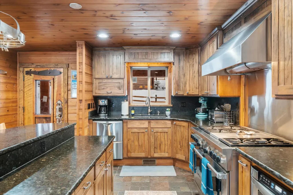 655 Leksand Trail Whitefish MT 59937