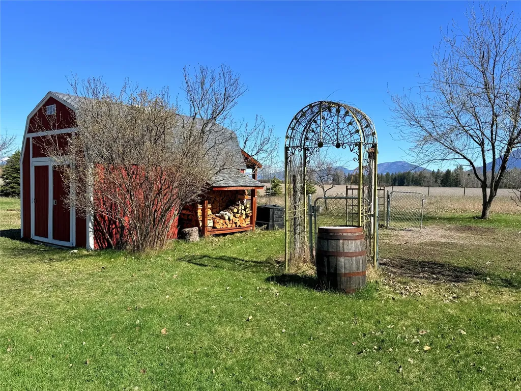 2615 Helena Flats Road Kalispell MT 59901
