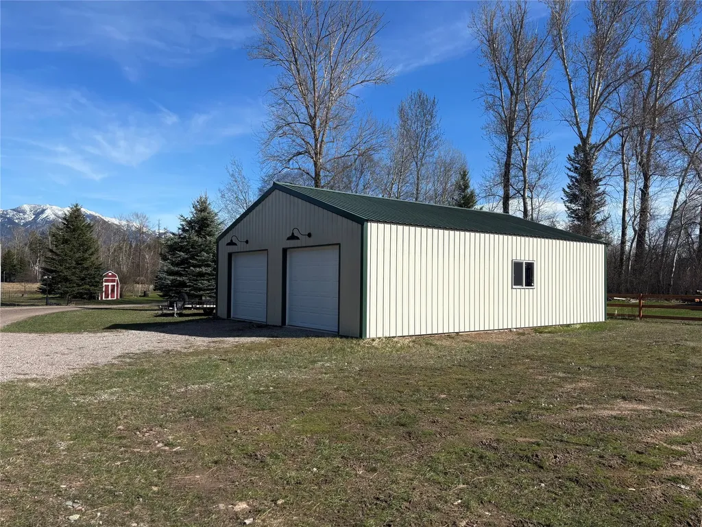 2615 Helena Flats Road Kalispell MT 59901