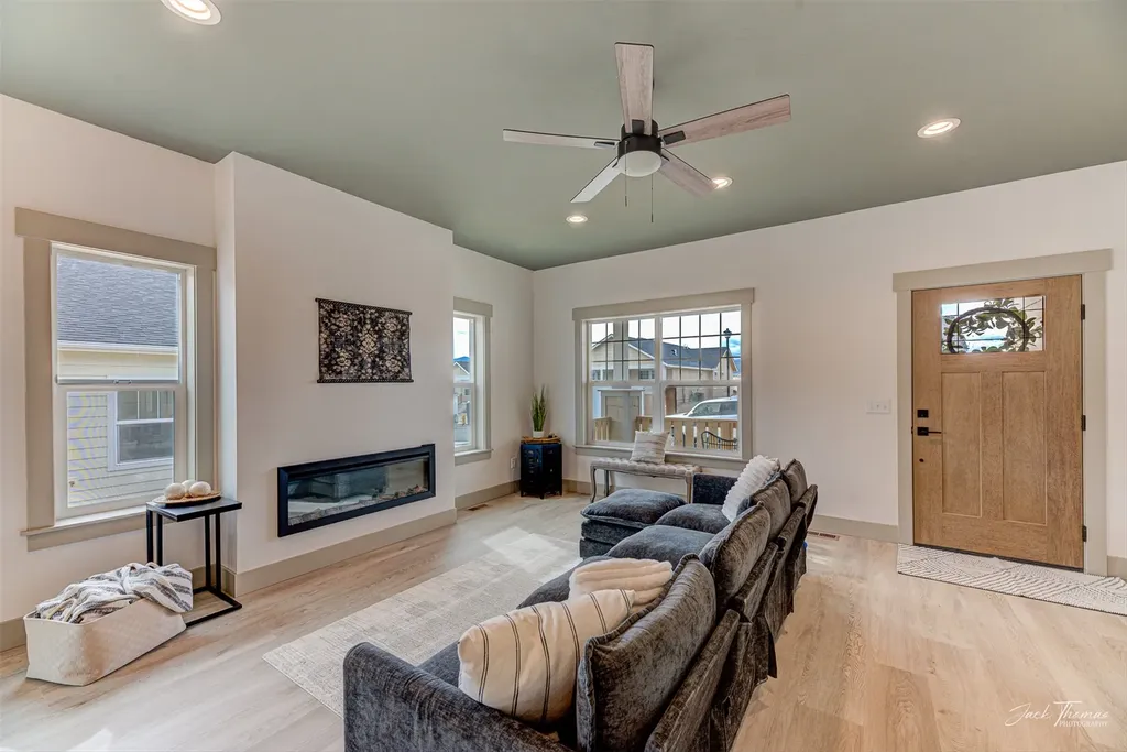 2916 Travis Avenue Helena MT 59601