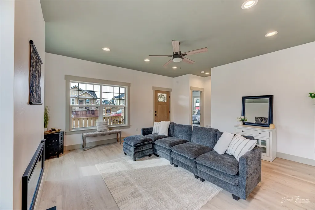 2916 Travis Avenue Helena MT 59601