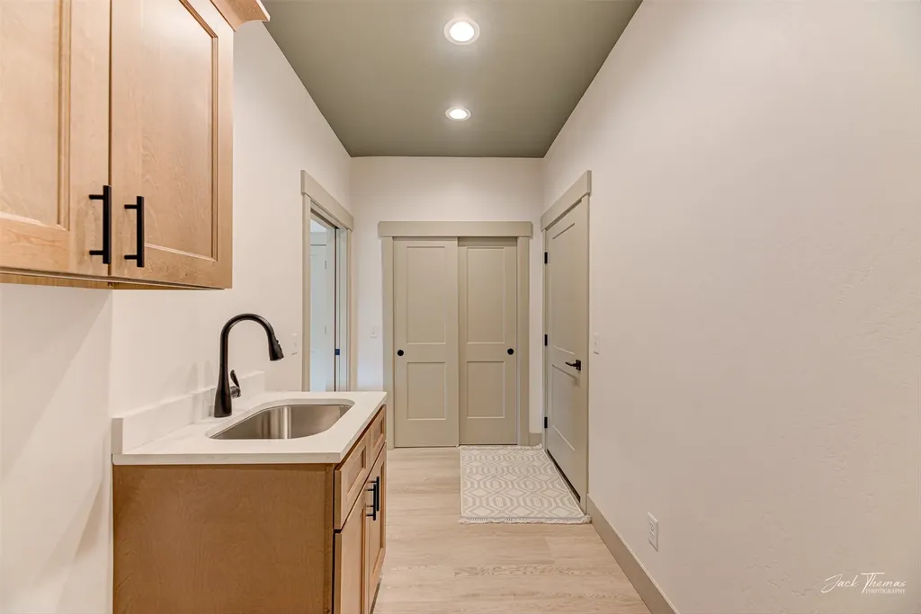 2916 Travis Avenue Helena MT 59601