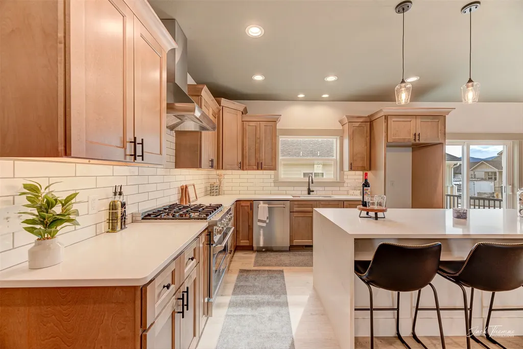2916 Travis Avenue Helena MT 59601