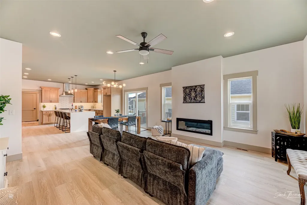 2916 Travis Avenue Helena MT 59601