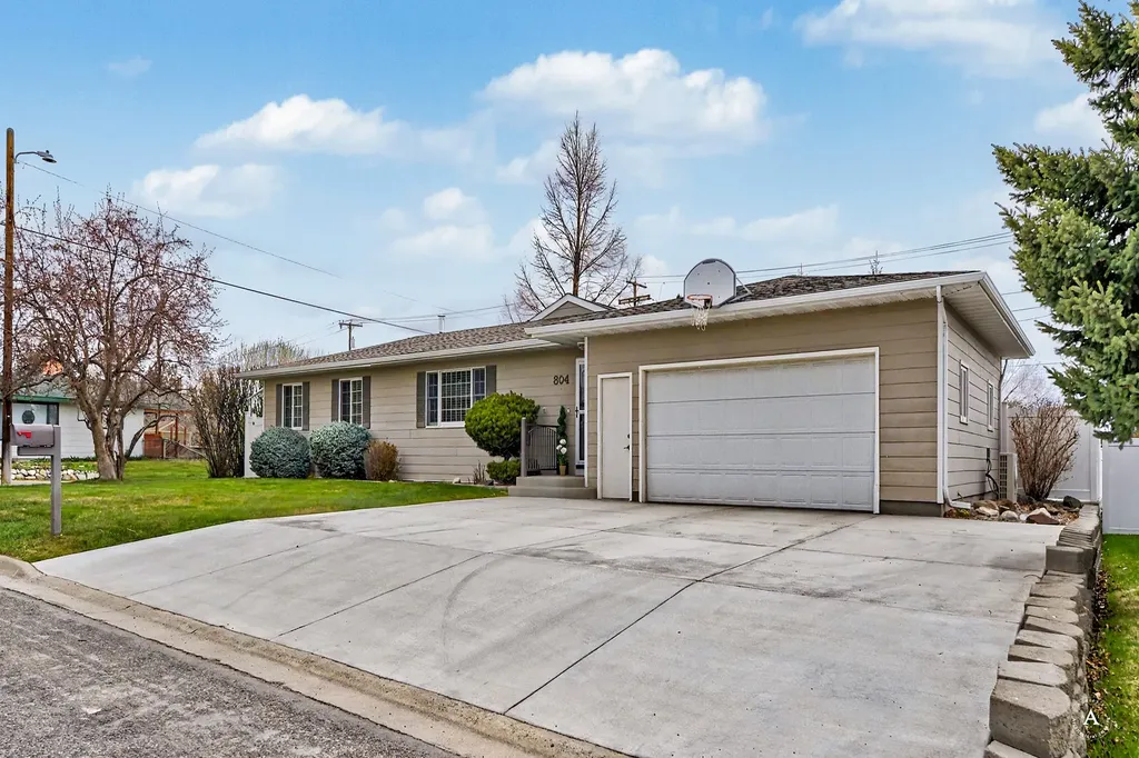 804 Birch Street Helena MT 59601