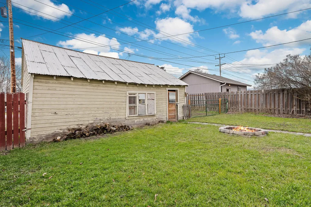 339 8th Avenue W Kalispell MT 59901