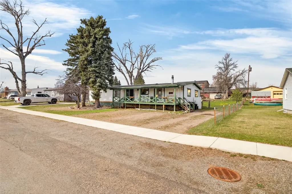 311 2nd Street S Cascade MT 59421