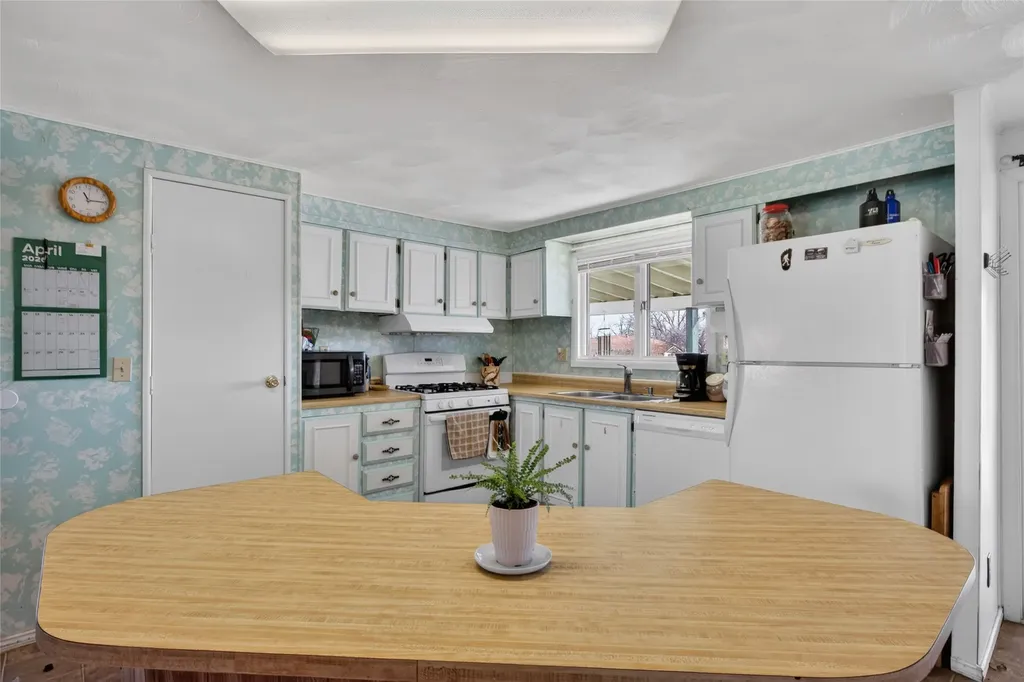 311 2nd Street S Cascade MT 59421