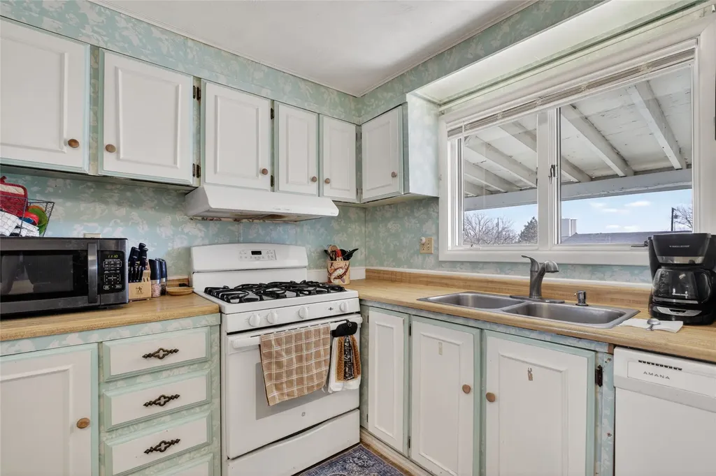 311 2nd Street S Cascade MT 59421