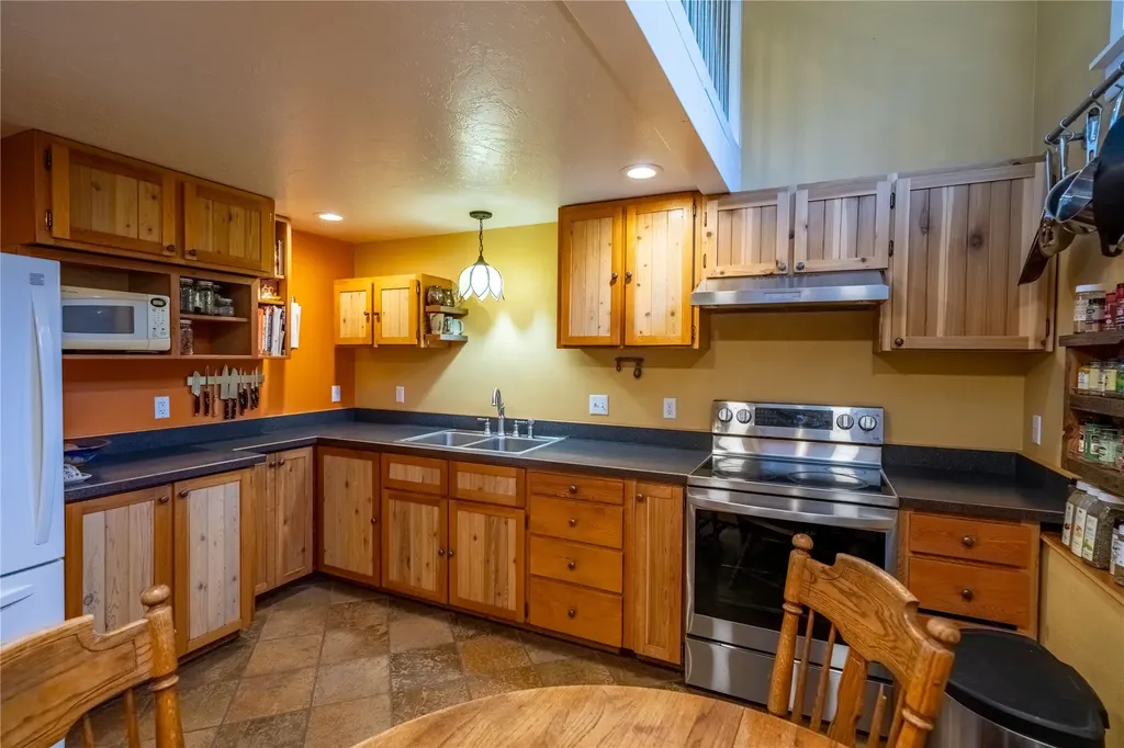 301 E Missoula Avenue Troy MT 59935