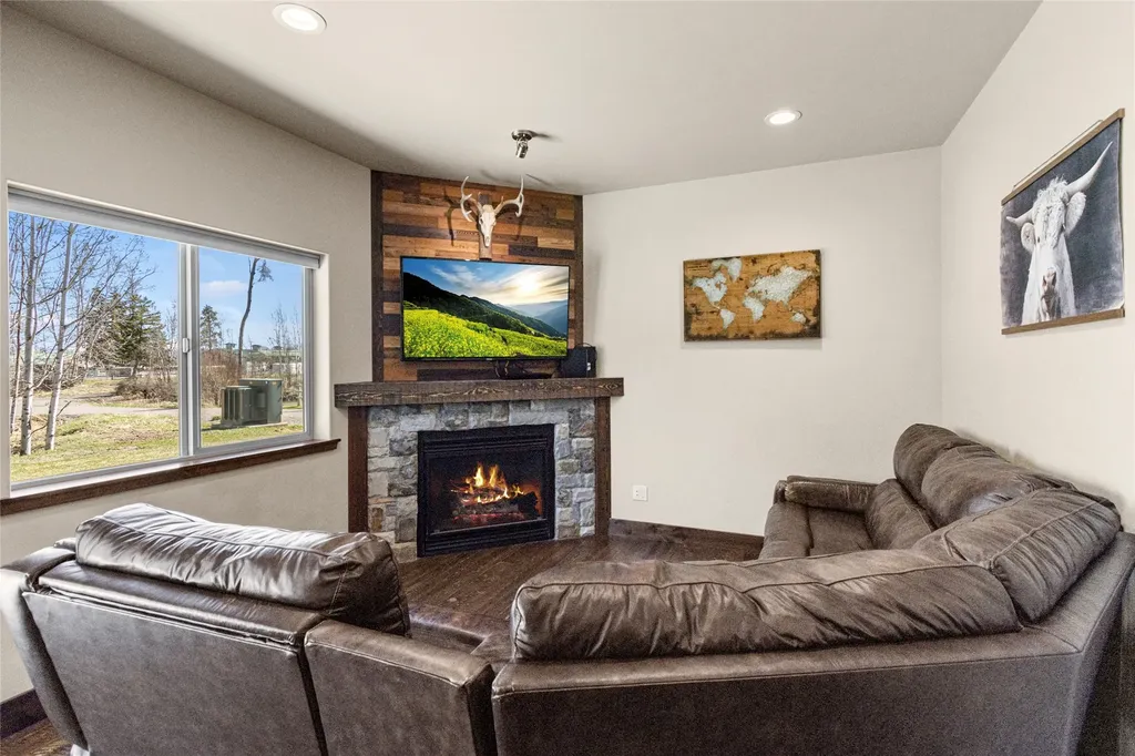 239 Forest Edge Trail Kalispell MT 59901