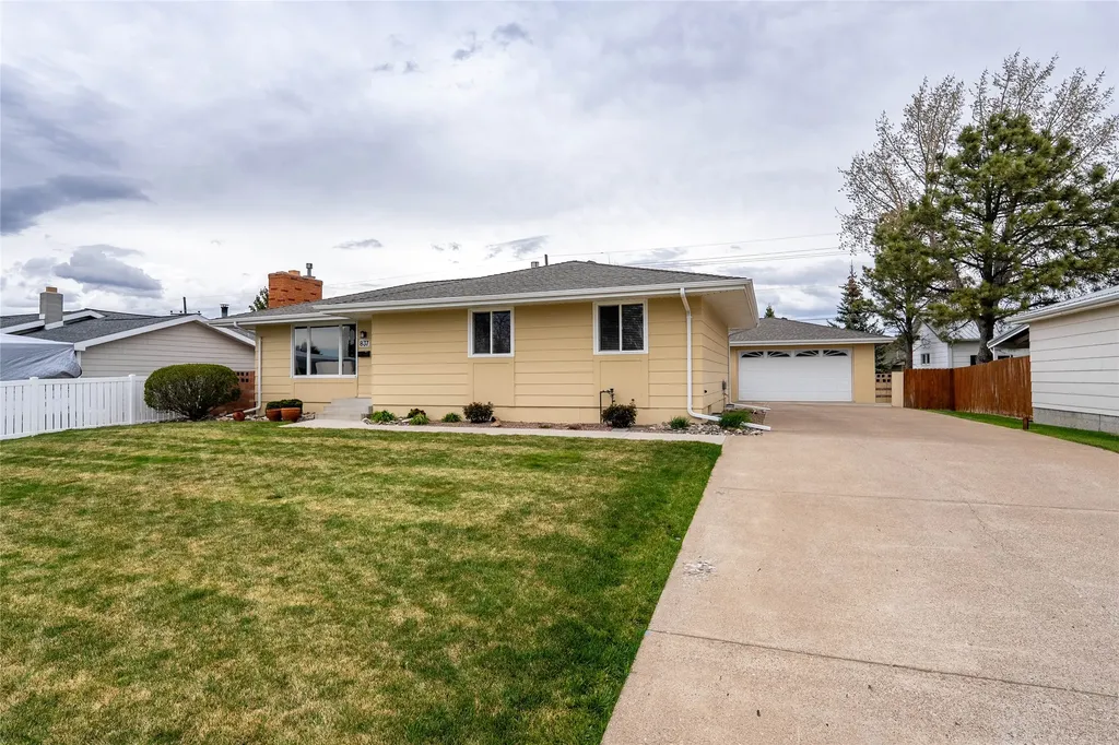 837 36th Avenue NE Great Falls MT 59404