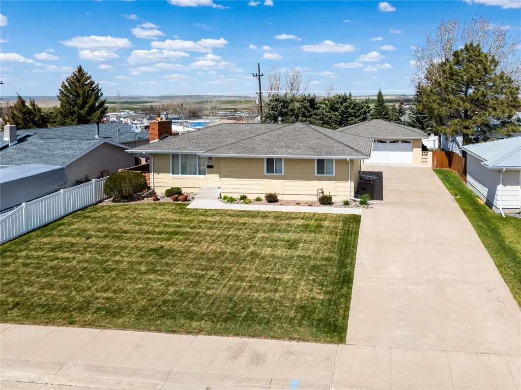 837 36th Avenue NE Great Falls MT 59404